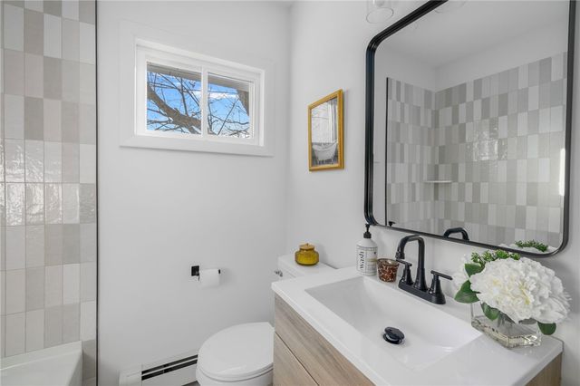 26 Ledge Drive, West Warwick, RI 02893