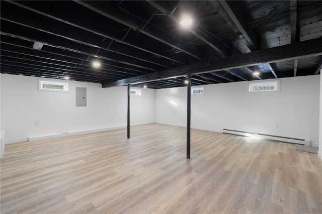 26 Ledge Drive, West Warwick, RI 02893