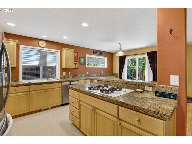 5798 Ne TUNBRIDGE St, Hillsboro, OR 97124
