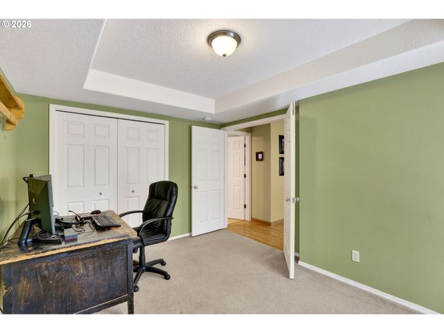 5798 Ne TUNBRIDGE St, Hillsboro, OR 97124