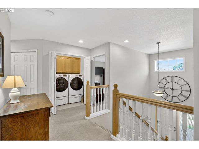 5798 Ne TUNBRIDGE St, Hillsboro, OR 97124