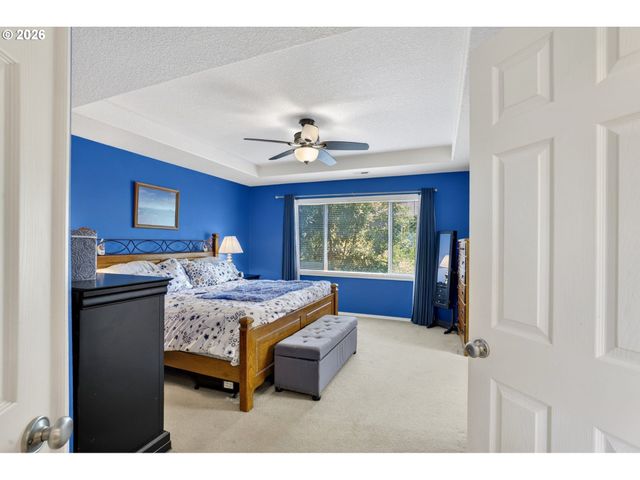 5798 Ne TUNBRIDGE St, Hillsboro, OR 97124