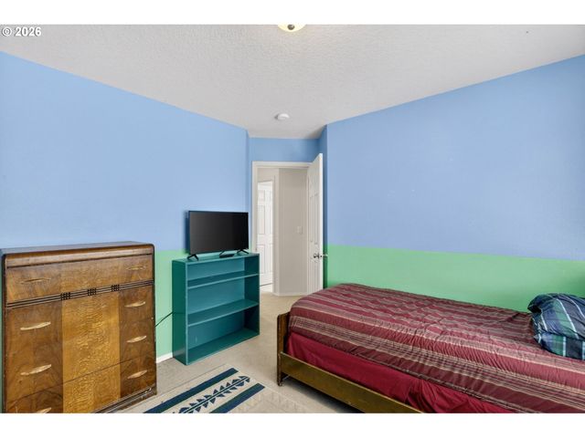 5798 Ne TUNBRIDGE St, Hillsboro, OR 97124