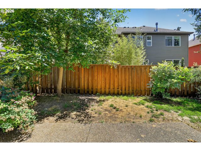 5798 Ne TUNBRIDGE St, Hillsboro, OR 97124