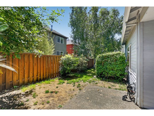 5798 Ne TUNBRIDGE St, Hillsboro, OR 97124