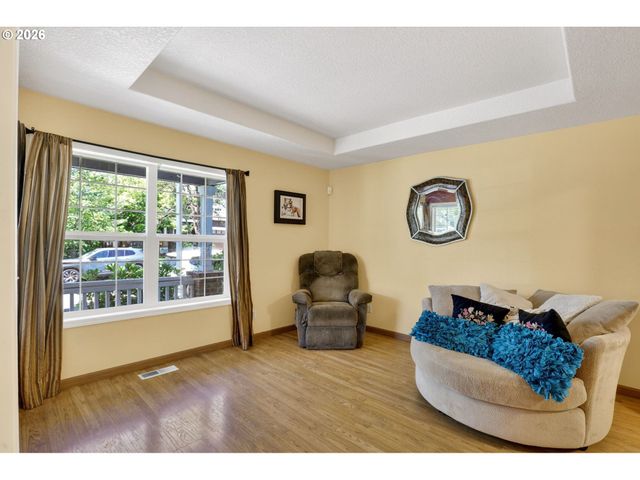 5798 Ne TUNBRIDGE St, Hillsboro, OR 97124
