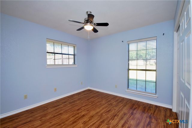 510 Russell Court, Hallettsville, TX 77964