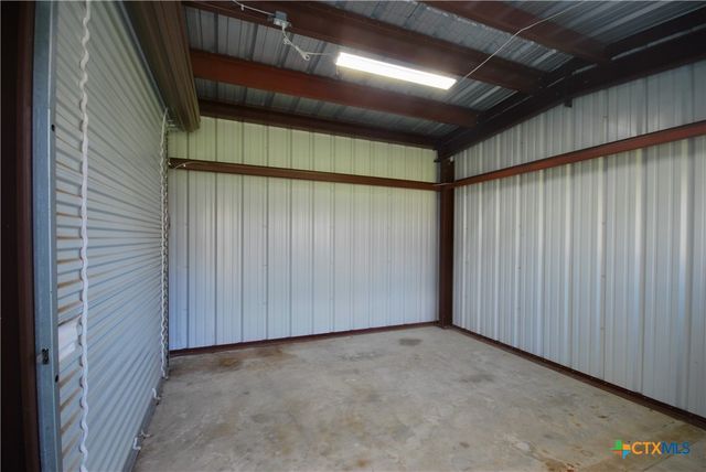 510 Russell Court, Hallettsville, TX 77964