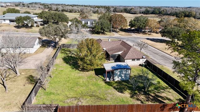 510 Russell Court, Hallettsville, TX 77964
