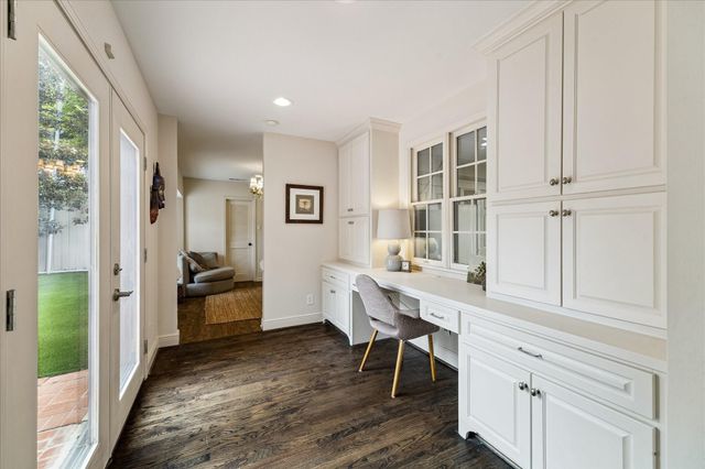 6143 Chevy Chase Drive, Houston, TX 77057