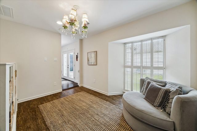 6143 Chevy Chase Drive, Houston, TX 77057