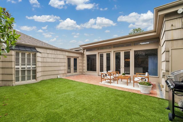 6143 Chevy Chase Drive, Houston, TX 77057
