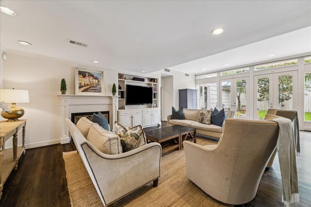 6143 Chevy Chase Drive, Houston, TX 77057