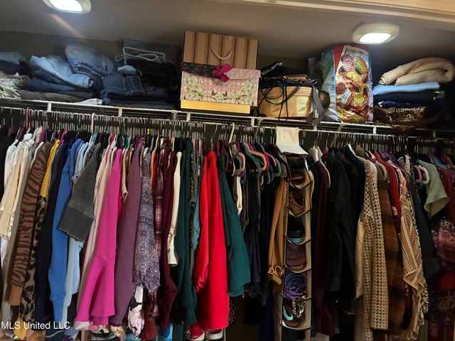 2421 Beachview Drive, A5, Ocean Springs, MS 39564