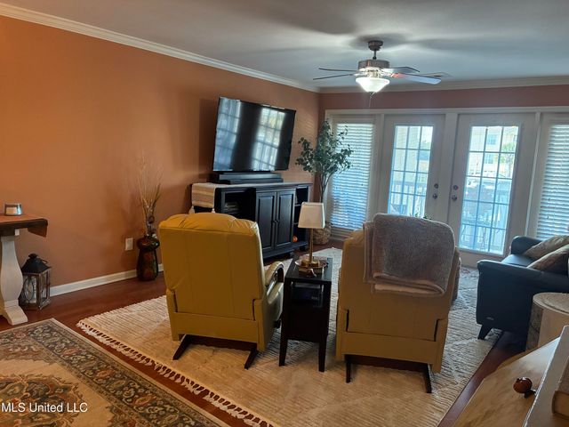 2421 Beachview Drive, A5, Ocean Springs, MS 39564