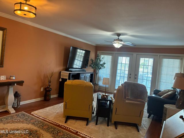 2421 Beachview Drive, A5, Ocean Springs, MS 39564