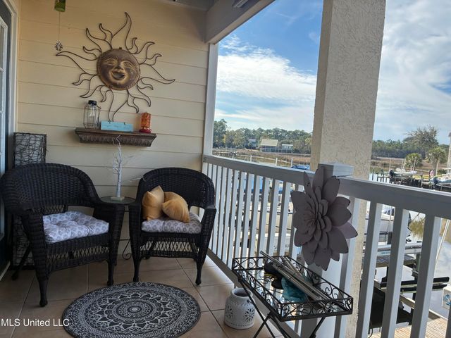 2421 Beachview Drive, A5, Ocean Springs, MS 39564