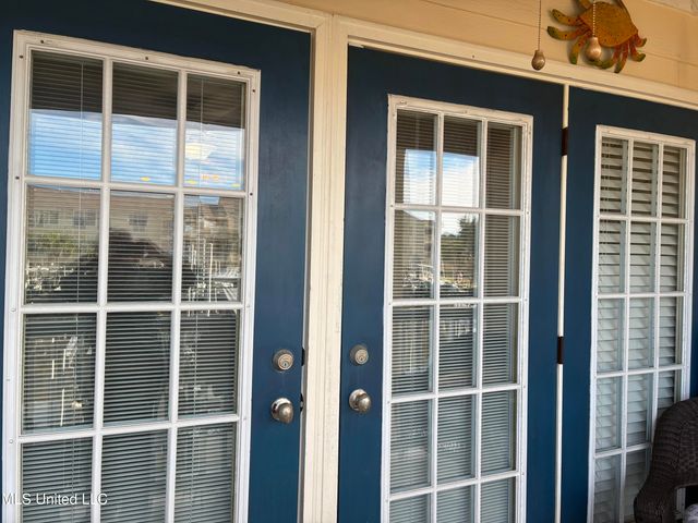 2421 Beachview Drive, A5, Ocean Springs, MS 39564