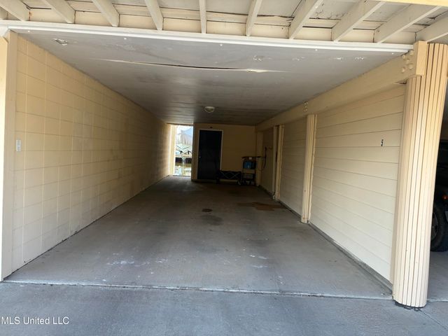 2421 Beachview Drive, A5, Ocean Springs, MS 39564