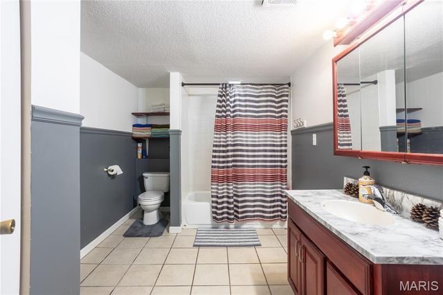 2248 Miracle Avenue, Granite City, IL 62040