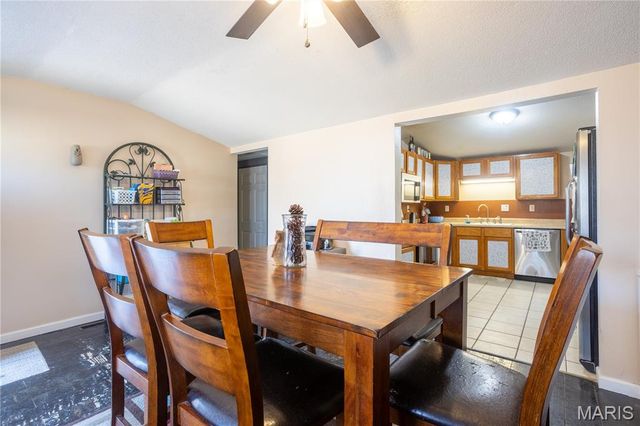 2248 Miracle Avenue, Granite City, IL 62040