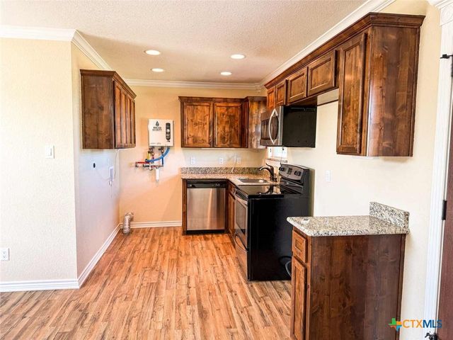 601 CR 60, Gatesville, TX 76528