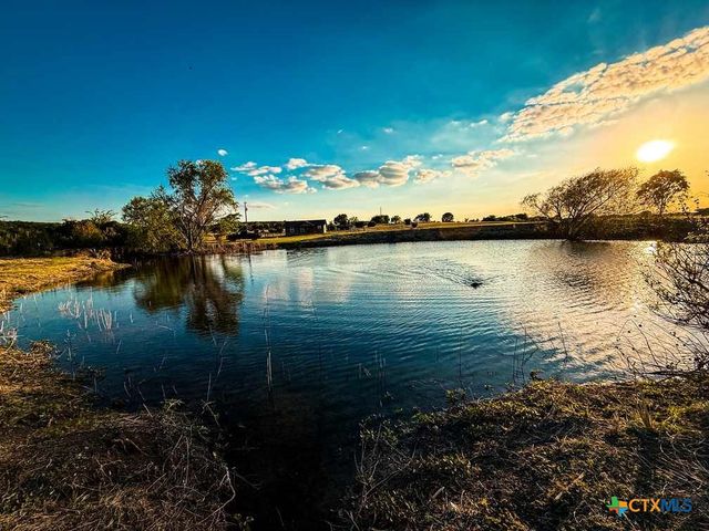 601 CR 60, Gatesville, TX 76528