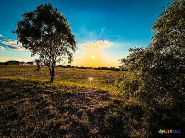 601 CR 60, Gatesville, TX 76528