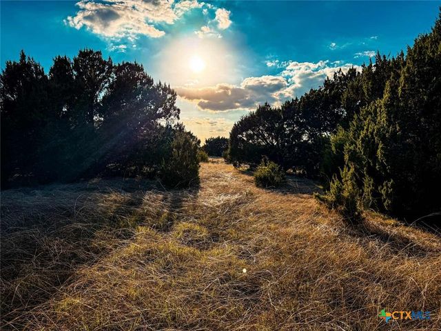 601 CR 60, Gatesville, TX 76528