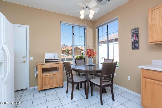 8078 W Morning Light Way, Tucson, AZ 85743