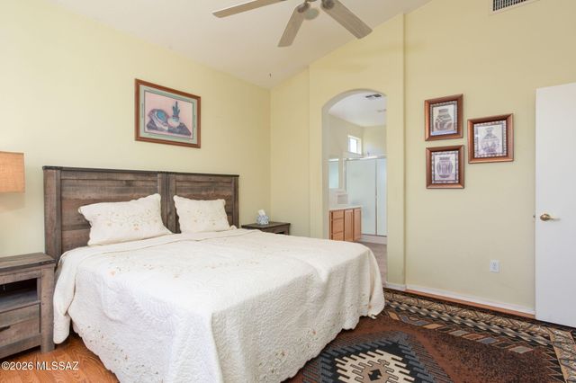 8078 W Morning Light Way, Tucson, AZ 85743