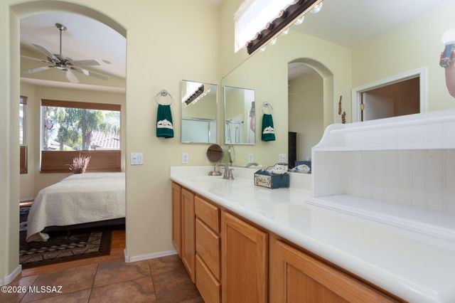 8078 W Morning Light Way, Tucson, AZ 85743