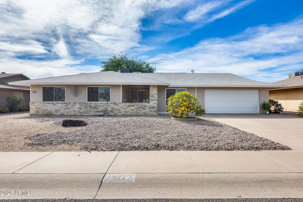 13023 W WESTGATE Drive, Sun City West, AZ 85375