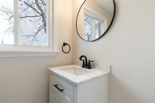 2103 Oriole Dr, Hopewell Twp, PA 15001