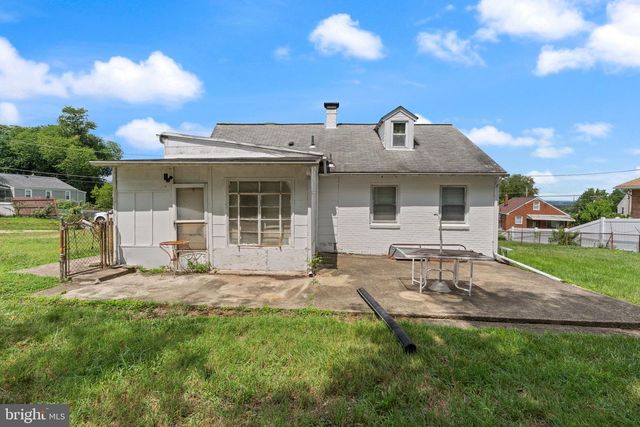 1210 FOYER AVE, Capitol Heights, MD 20743