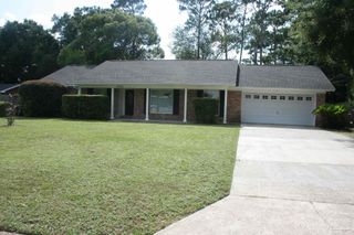 5935 Adelyn Rd, Pensacola, FL 32504