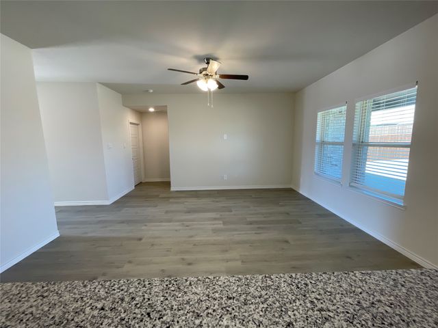 769 Sunglow Way, Lavon, TX 75166