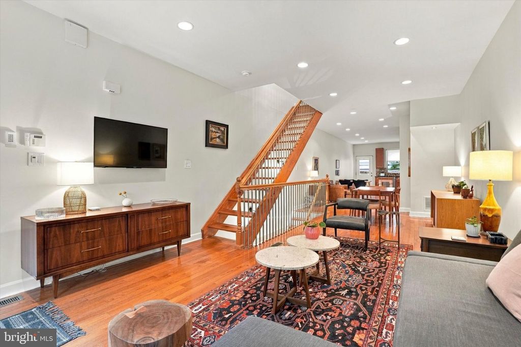 727 N UBER ST, Philadelphia, PA 19130 — photo 3