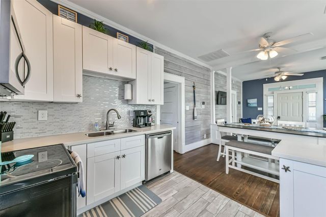 2314 31st Street, Galveston, TX 77550
