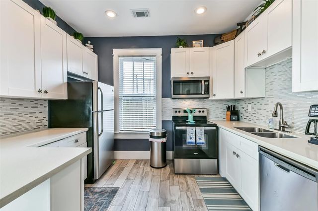 2314 31st Street, Galveston, TX 77550