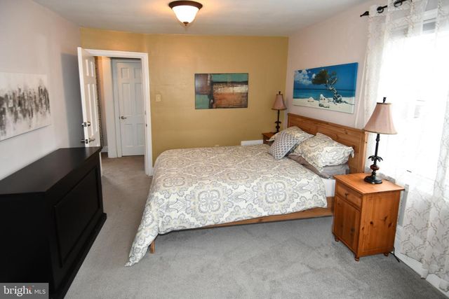 6208 SLIGO MILL RD NE, Washington, DC 20011