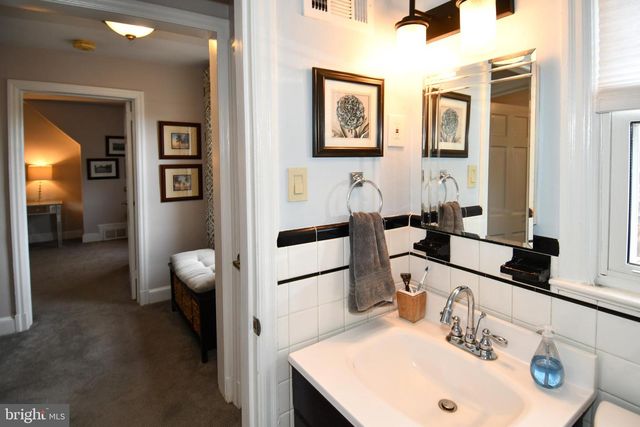 6208 SLIGO MILL RD NE, Washington, DC 20011