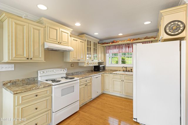 287 R. S. Marcum Rd, Oneida, TN 37841