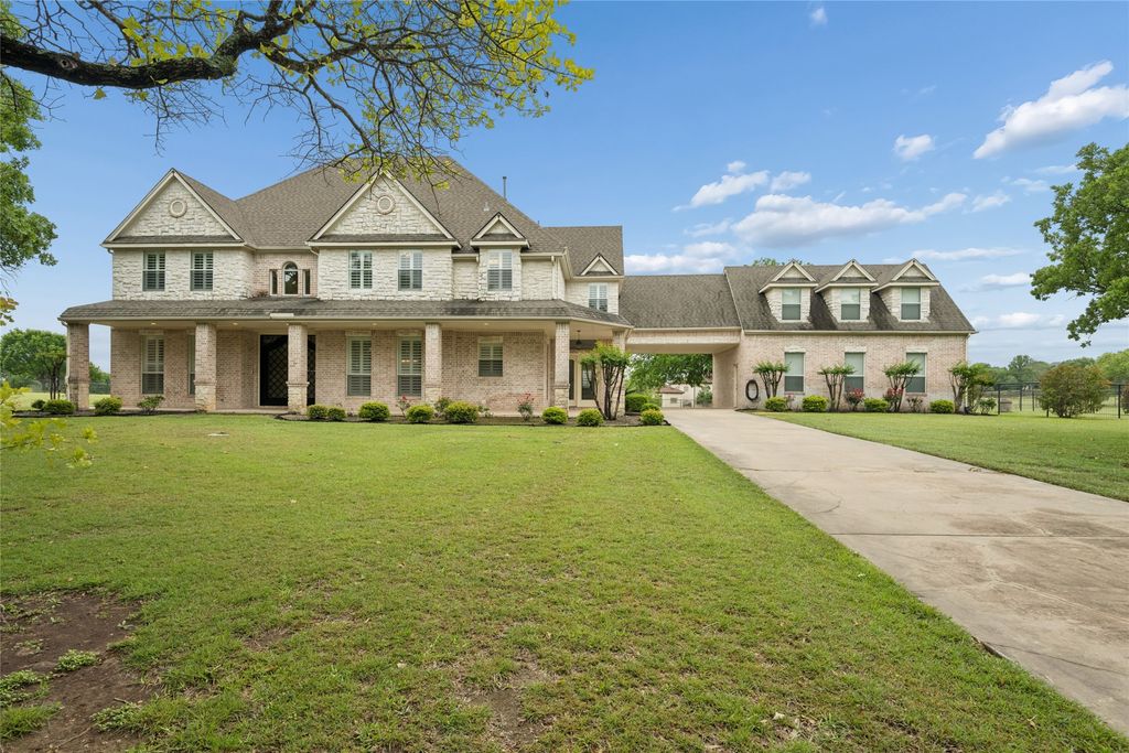 259 King Ranch Court, Fort Worth, TX 76108
