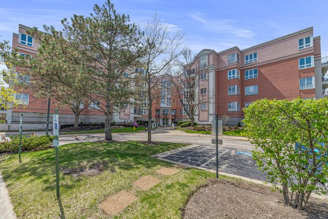 3100 Lexington Lane 201, Glenview, IL 60026