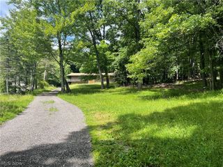8456 Whitewood Road, Brecksville, OH 44141