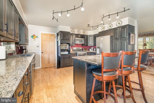 99 FOGELSANGER RD, Shippensburg, PA 17257