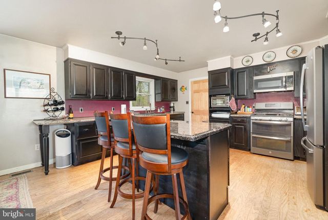99 FOGELSANGER RD, Shippensburg, PA 17257