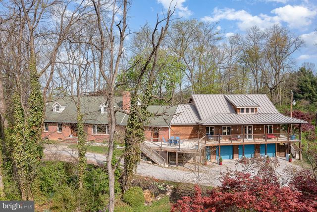 99 FOGELSANGER RD, Shippensburg, PA 17257