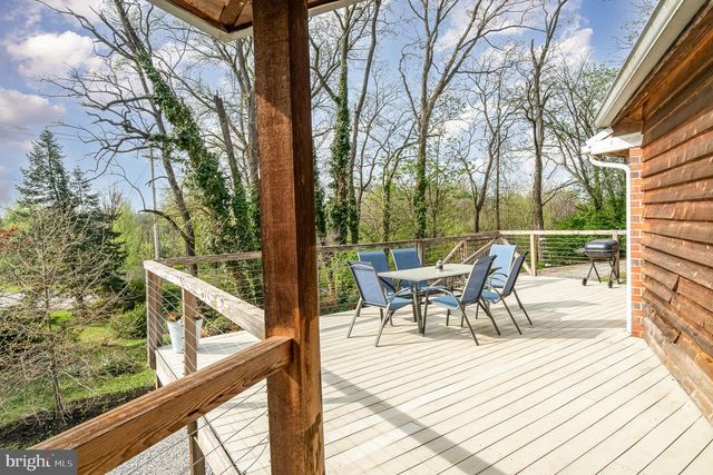 99 FOGELSANGER RD, Shippensburg, PA 17257